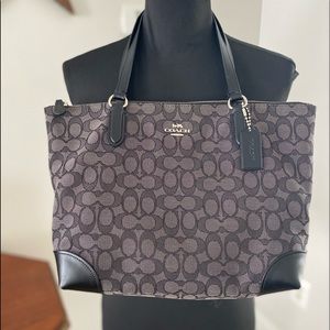 Coach tote purse